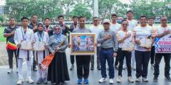 Pimpin Upacara HAORNAS Ke 42 Tahun 2025, Ini Harapan Bupati Kampar 